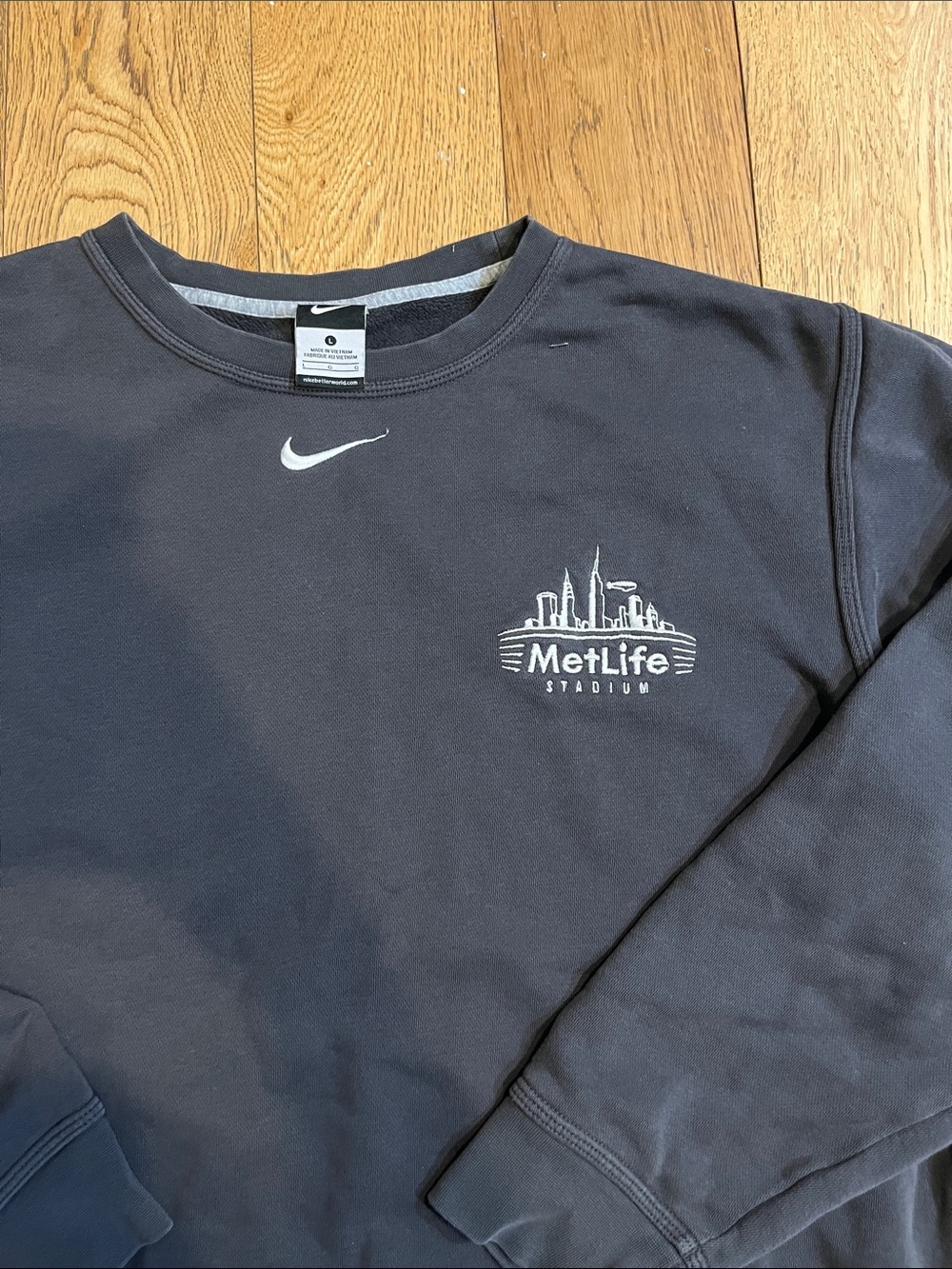 Nike Men’s Charcoal Crewneck Sweatshirt with MetLife Stadium Logo